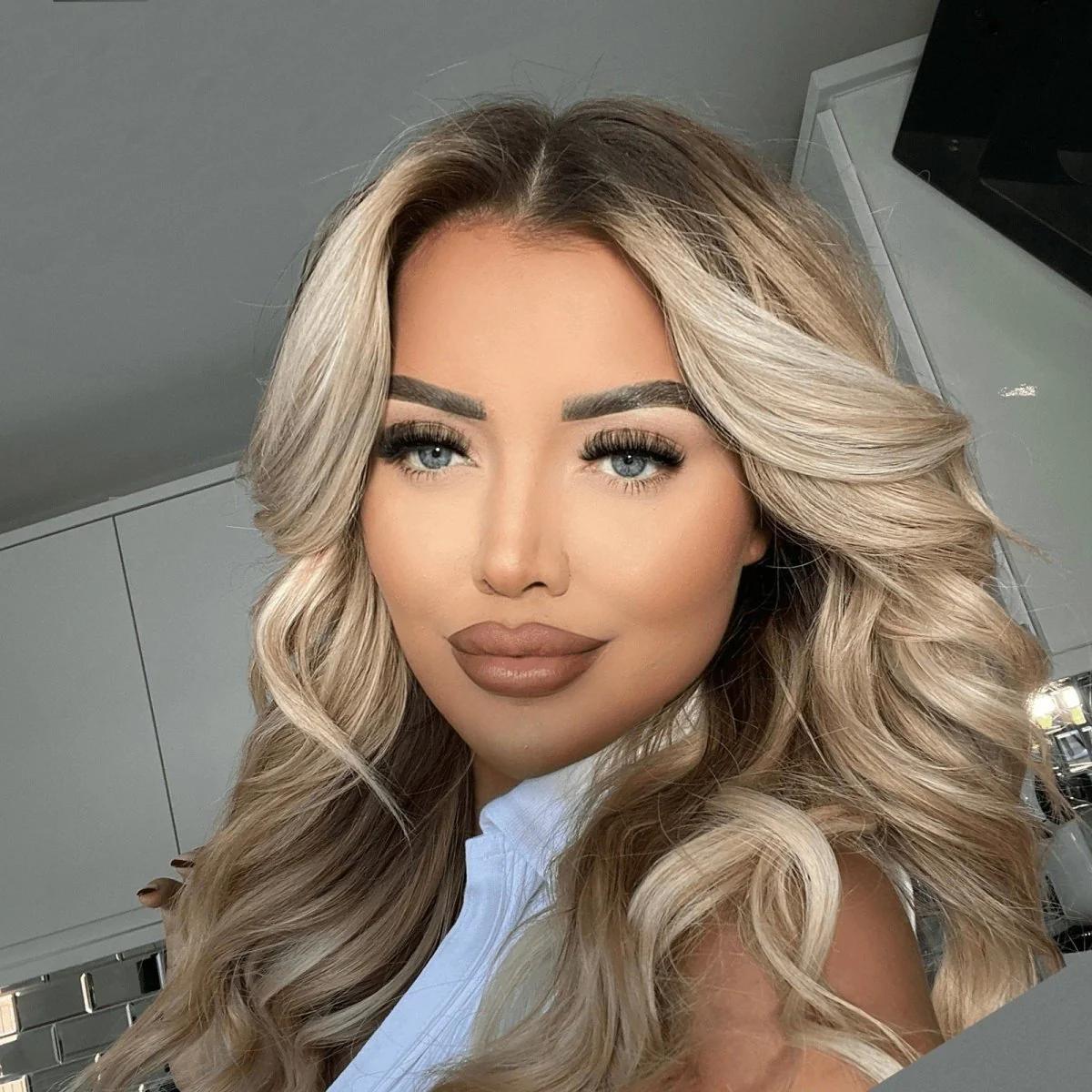 L.W.I Drama Please Russian Strip Lashes - Image 4