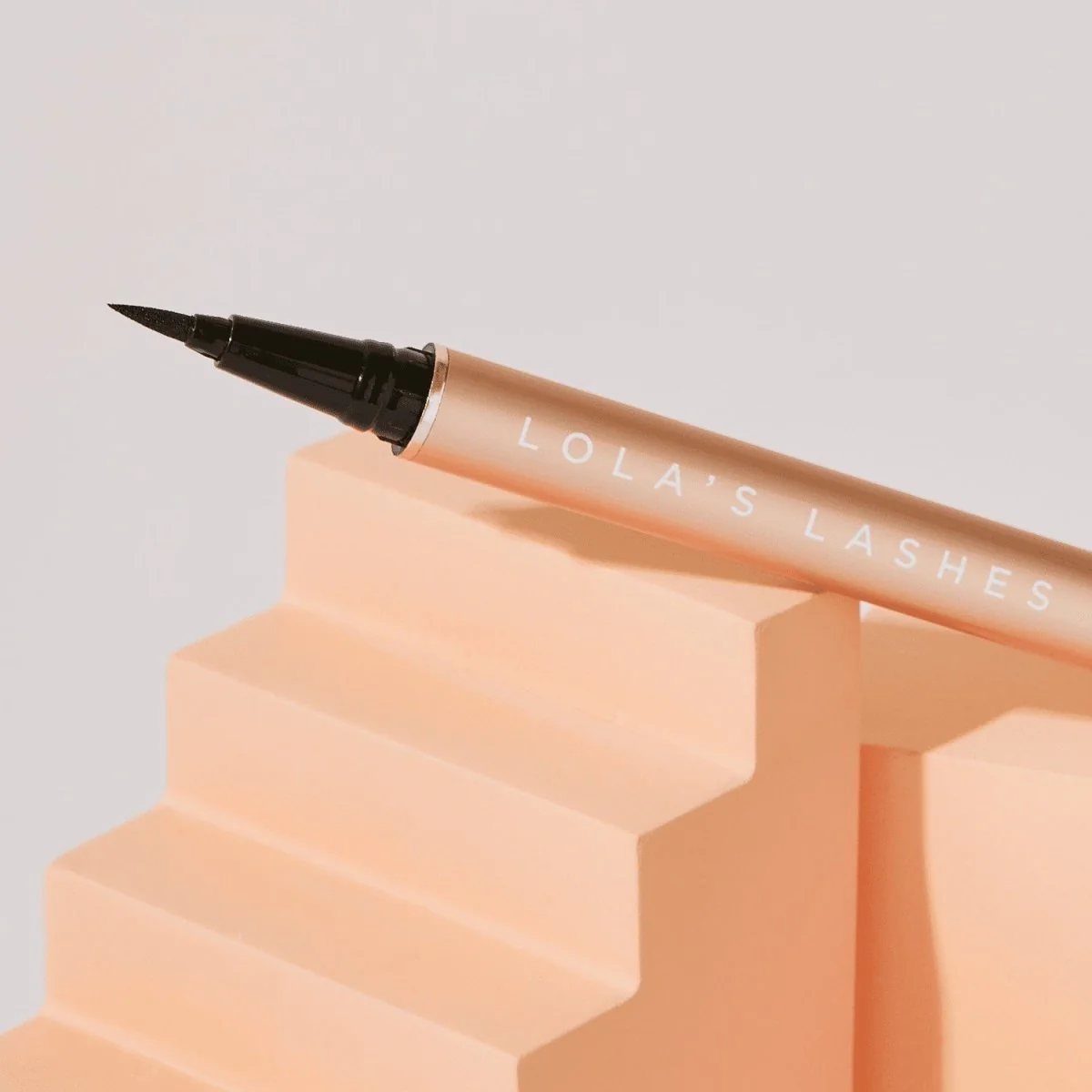 Flick and Stick Adhesive Eyeliner Precision Pen Duo - Image 4