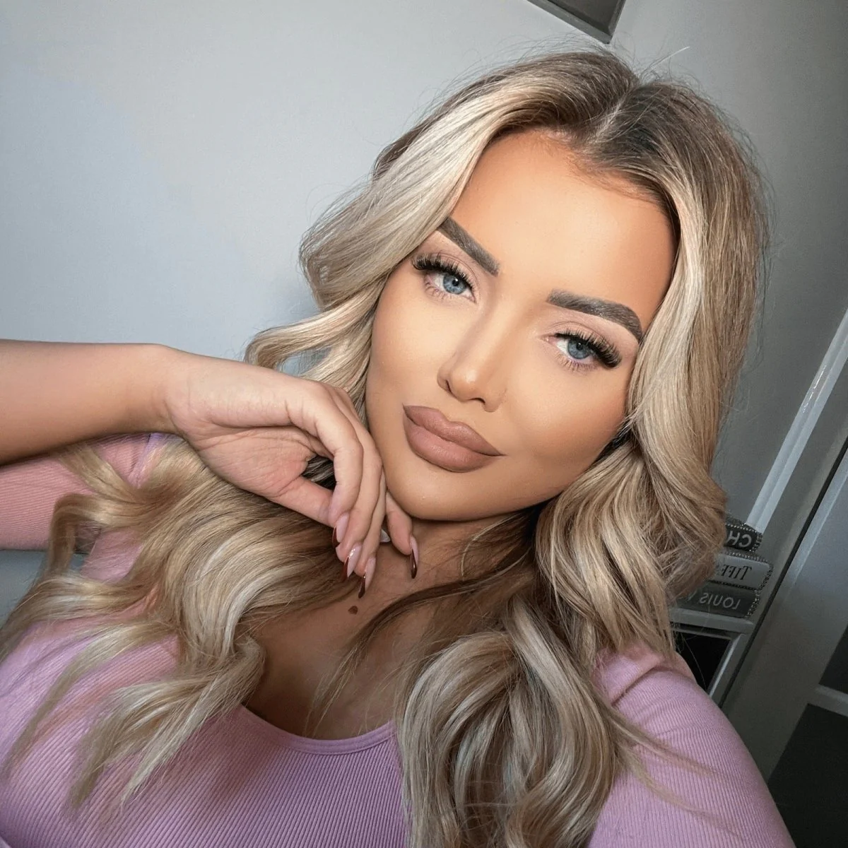 L.W.I Goal Digger Flick & Stick Set - Image 4