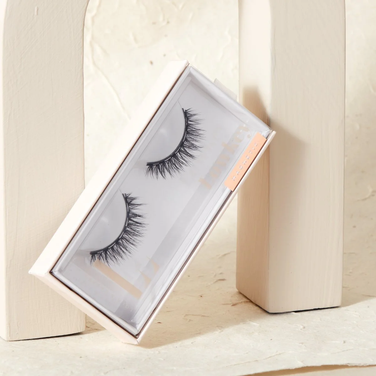 Lowkey Magnetic Lashes - Image 7
