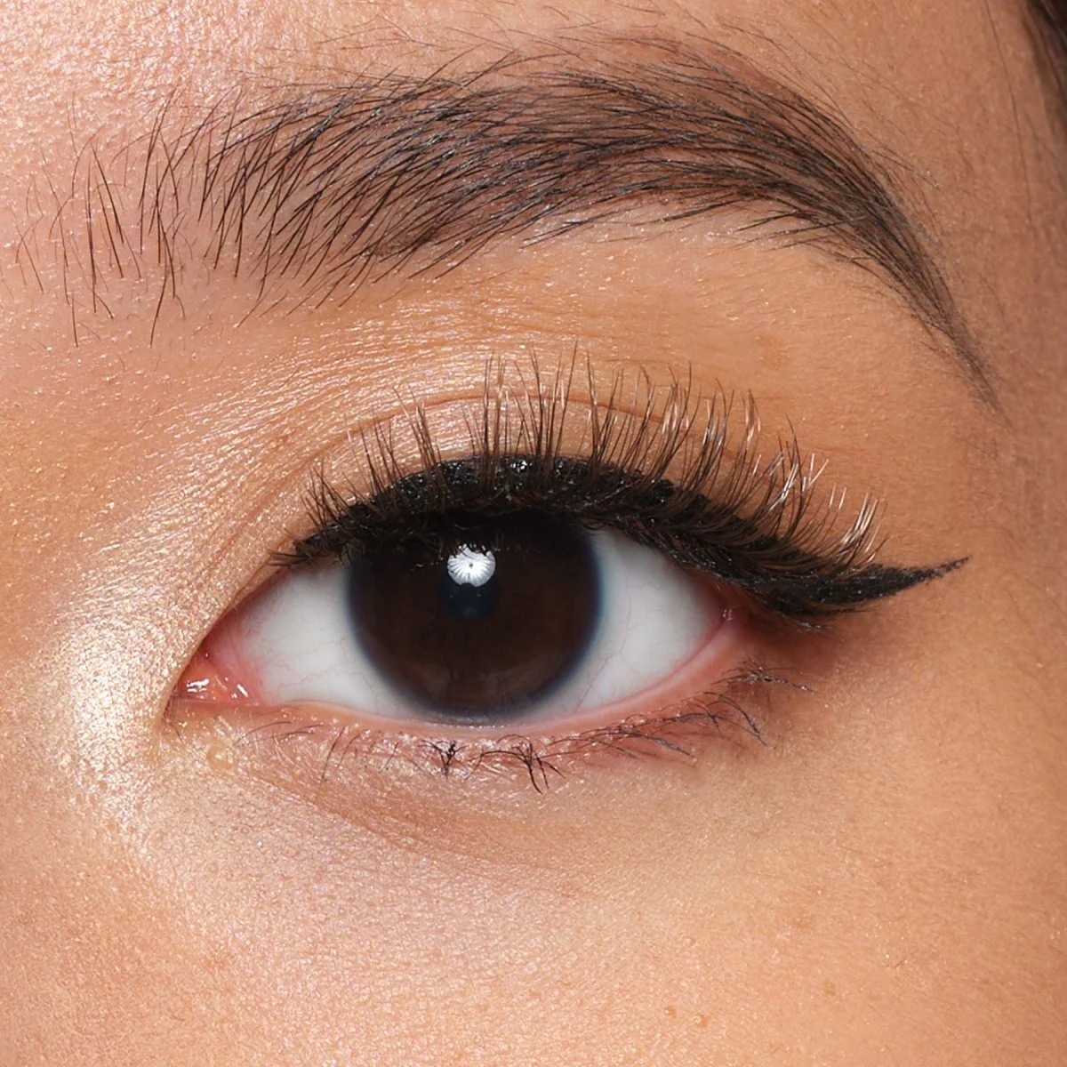 Vibe Magnetic Eyelashes - Image 3